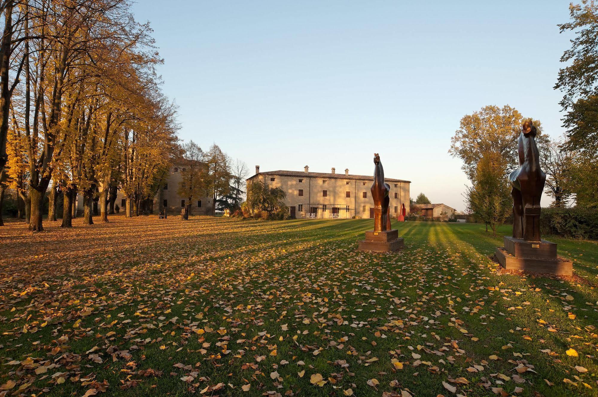 Locanda Del Re Guerriero San Pietro in Cerro Eksteriør bilde